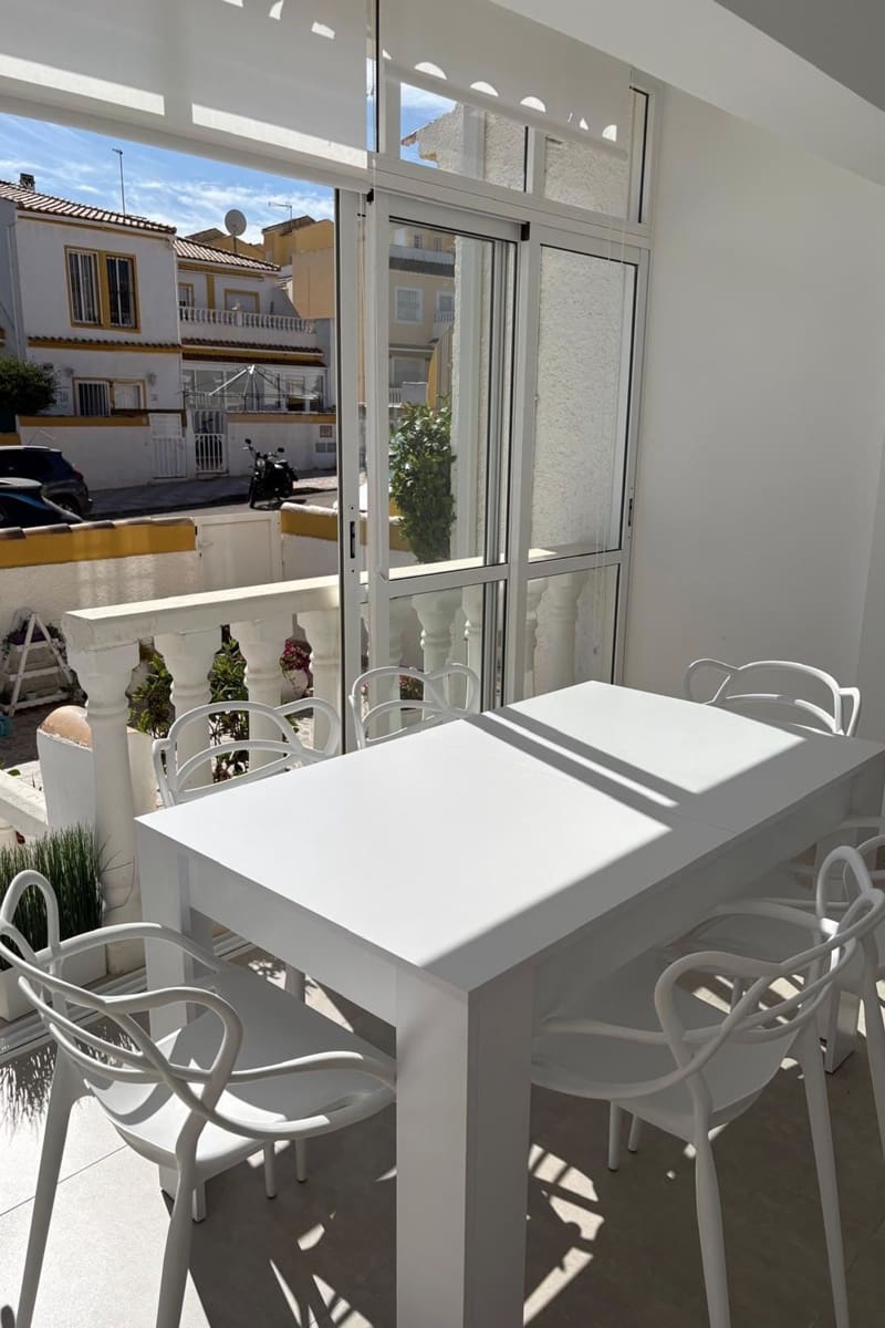 3 sovrum Hus till salu i Gran Alacant med pool - 275 000 € (Ref: 9432530)