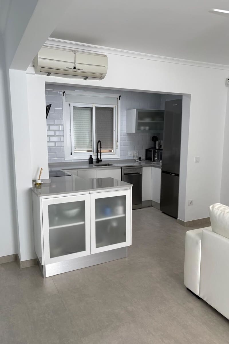 3 sovrum Hus till salu i Gran Alacant med pool - 275 000 € (Ref: 9432530)