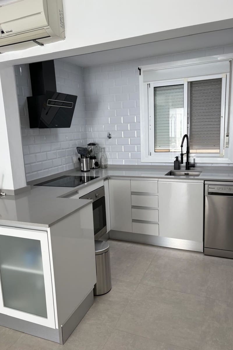 3 sovrum Hus till salu i Gran Alacant med pool - 275 000 € (Ref: 9432530)