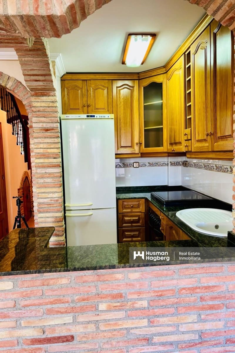 3 sovrum Hus till salu i Mil Palmeras med pool - 320 000 € (Ref: 9436291)