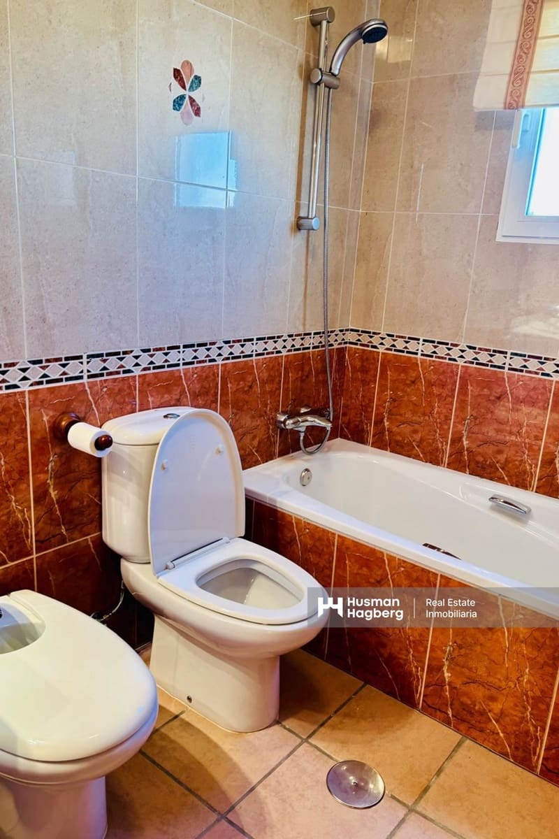 3 sovrum Hus till salu i Mil Palmeras med pool - 320 000 € (Ref: 9436291)