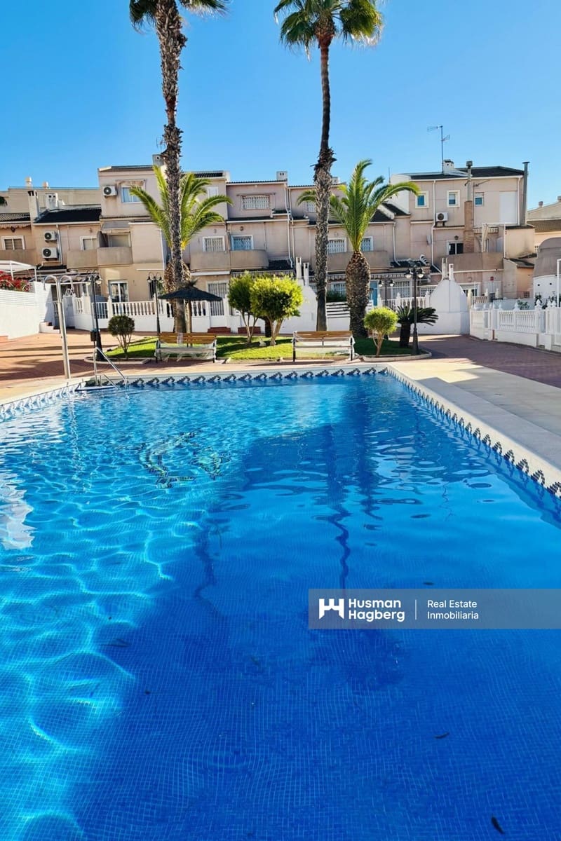 3 sovrum Hus till salu i Mil Palmeras med pool - 320 000 € (Ref: 9436291)