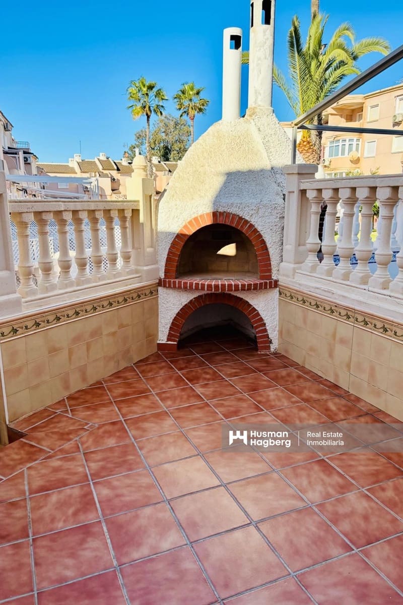 3 sovrum Hus till salu i Mil Palmeras med pool - 320 000 € (Ref: 9436291)