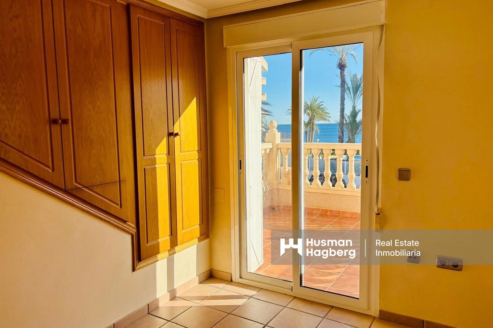 3 sovrum Hus till salu i Mil Palmeras med pool - 320 000 € (Ref: 9436291)