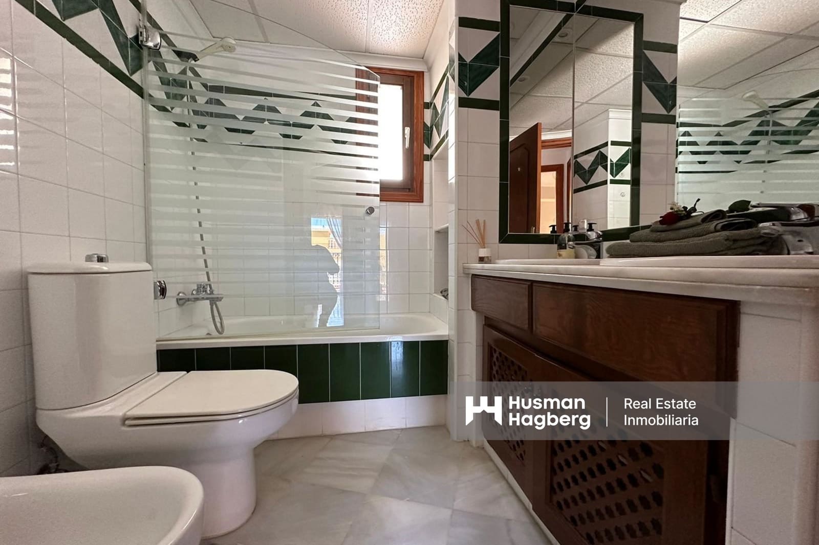 3 sovrum Lägenhet till salu i Torrevieja med pool - 349 000 € (Ref: 9436292)