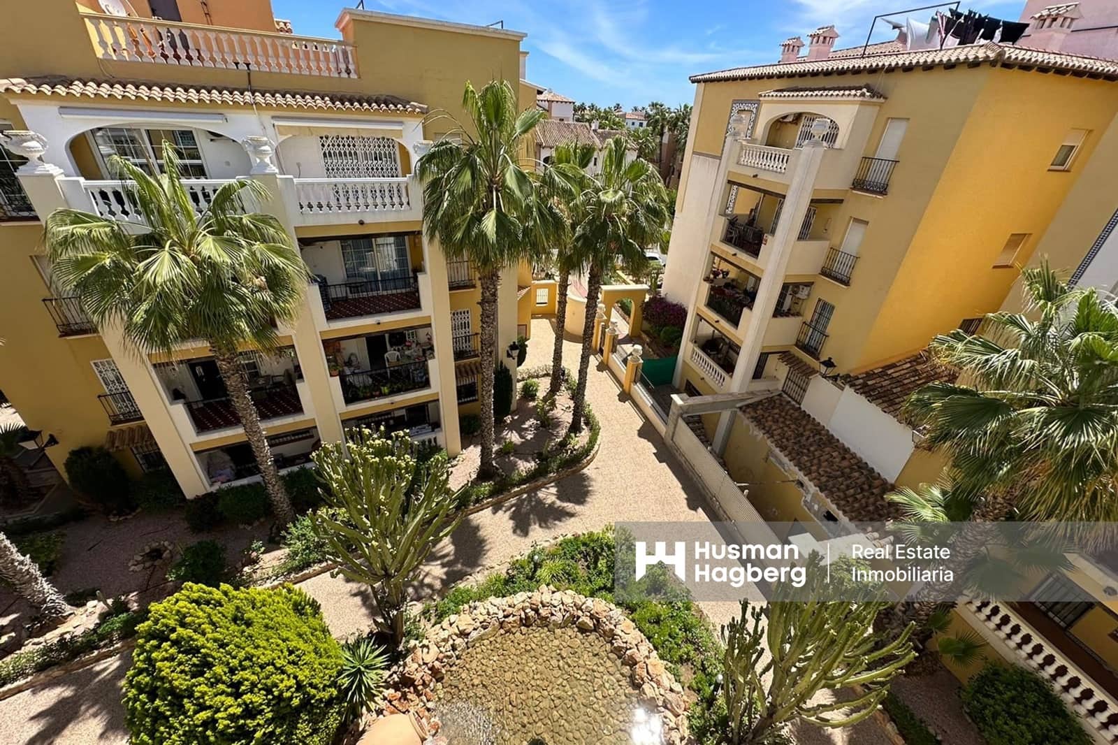 3 sovrum Lägenhet till salu i Torrevieja med pool - 349 000 € (Ref: 9436292)