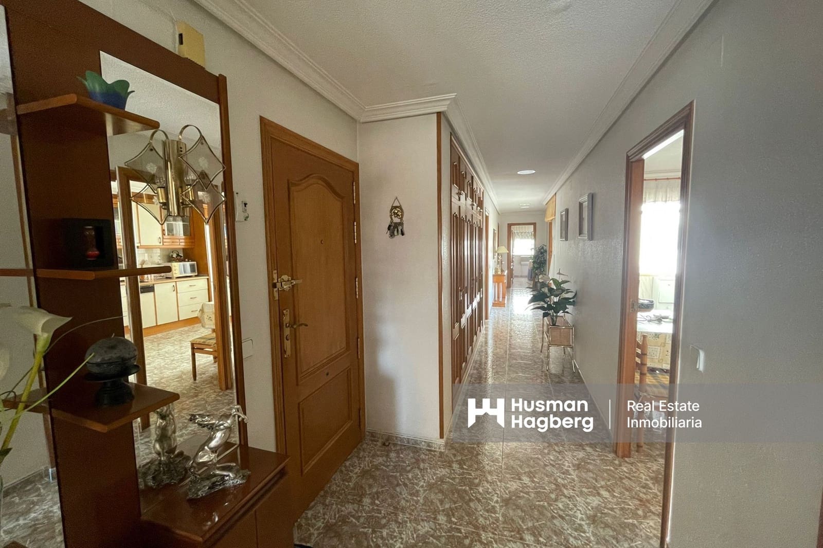 4 sovrum Lägenhet till salu i Torrevieja - 319 000 € (Ref: 9436294)