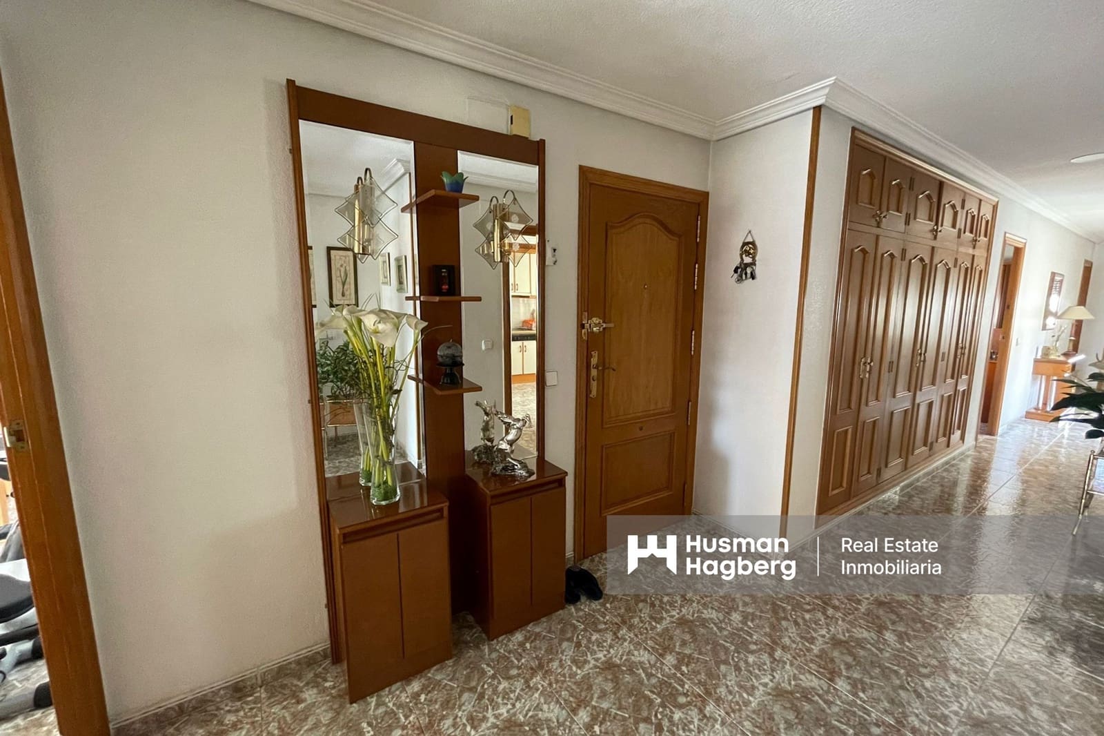 4 sovrum Lägenhet till salu i Torrevieja - 319 000 € (Ref: 9436294)