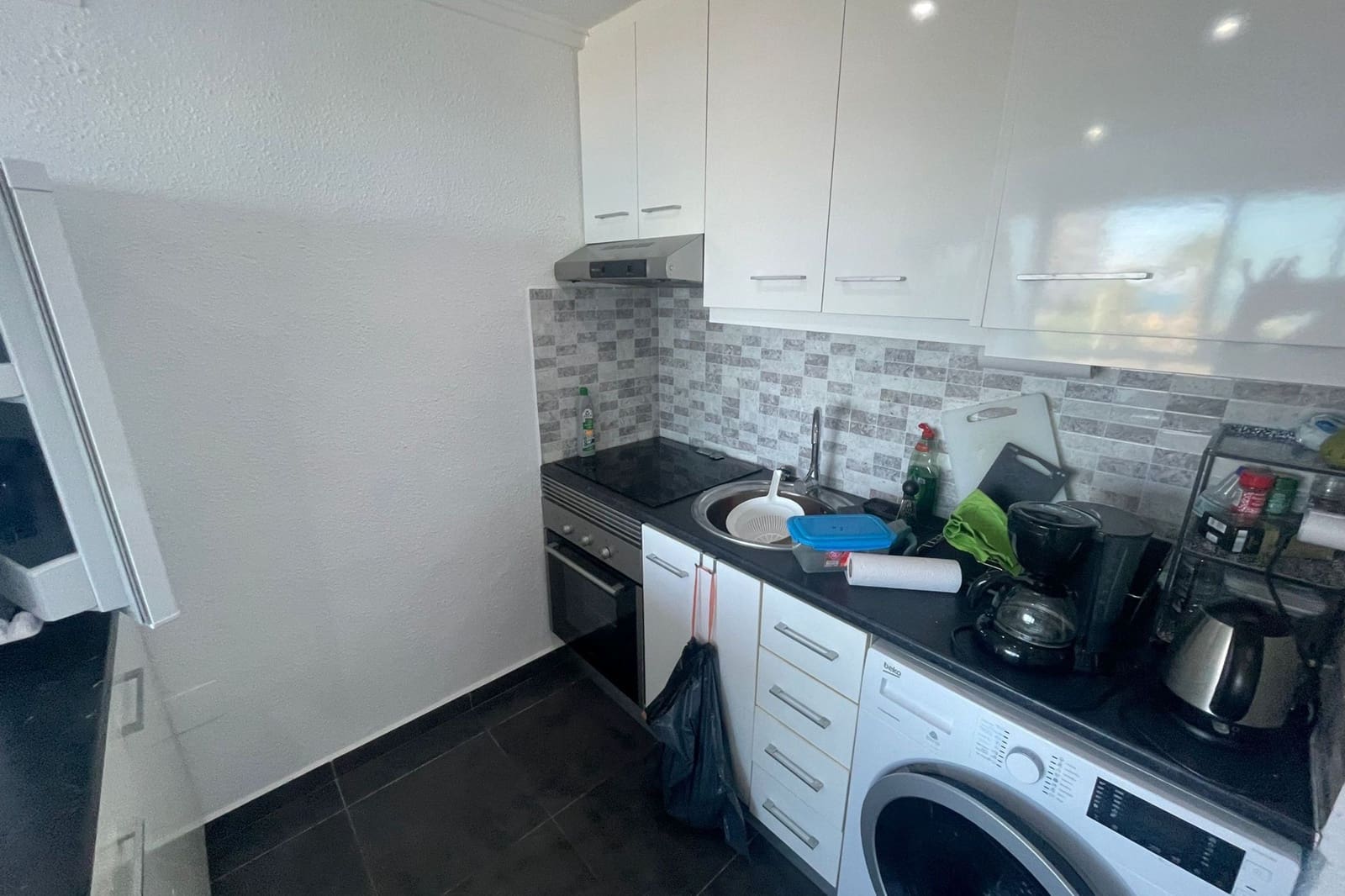 Lägenhet till salu i Torrevieja - 110 000 € (Ref: 9436295)