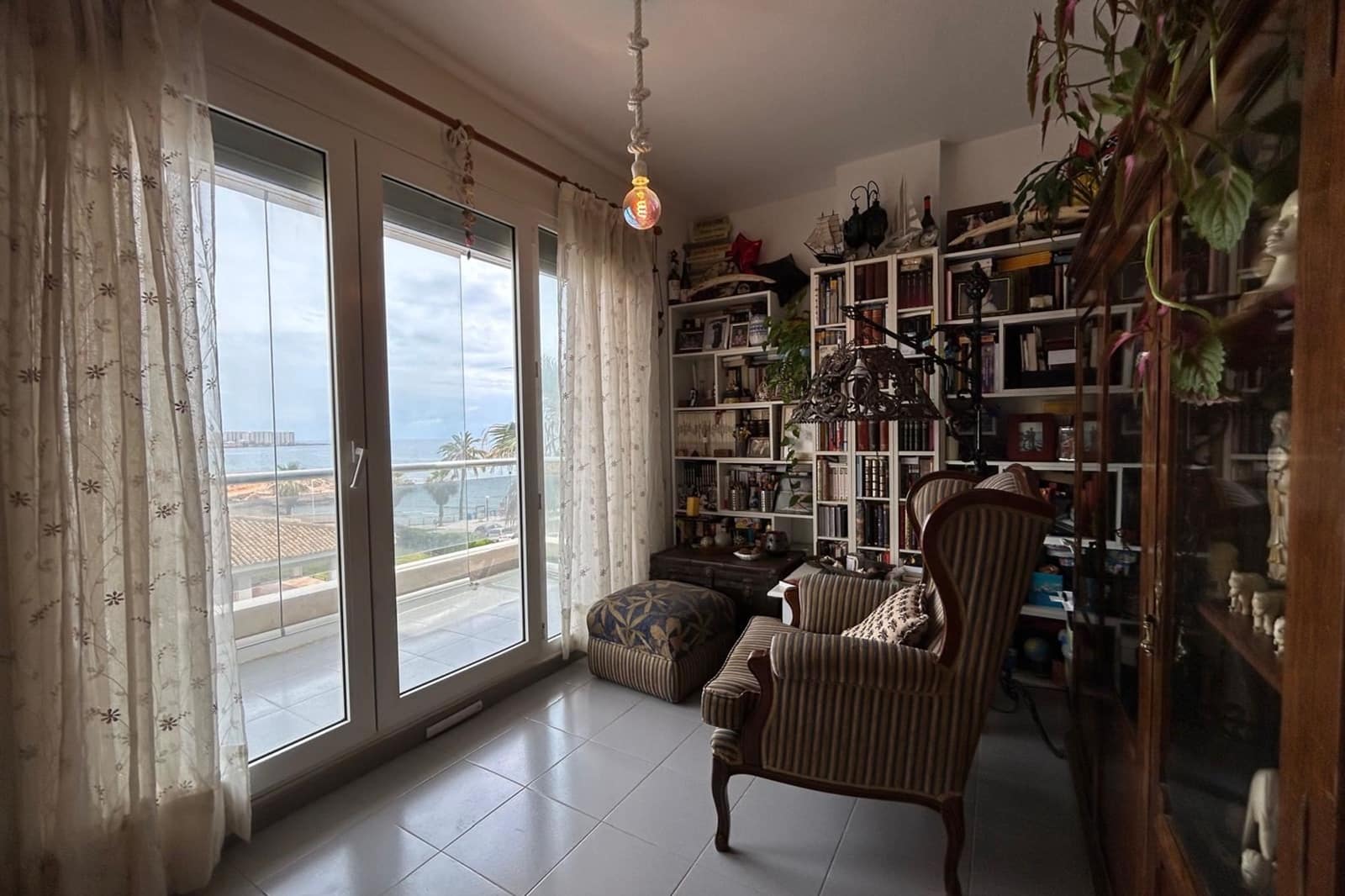 3 sovrum Lägenhet till salu i Playa Flamenca med pool - 340 000 € (Ref: 9438575)