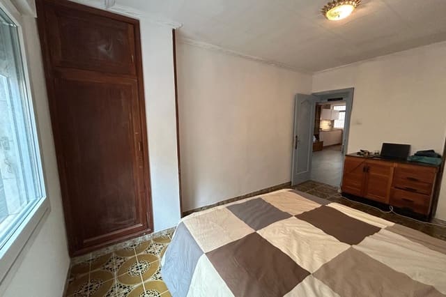 4 soverom Leilighet til salgs i Barrio del Centro, Alicante by - € 324 500 (Ref: 9438577)