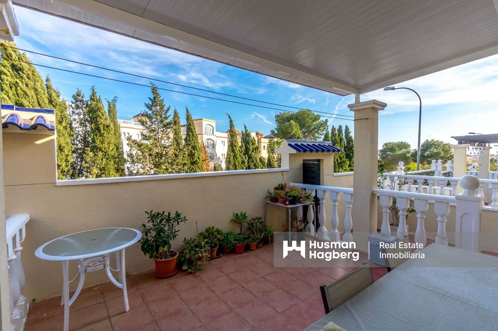 3 bedroom Villa for sale in Villamartin with pool - € 345,000 (Ref: 9438579)