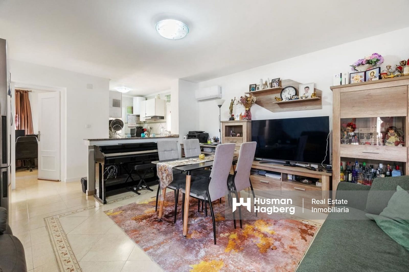 3 bedroom Villa for sale in Villamartin with pool - € 345,000 (Ref: 9438579)