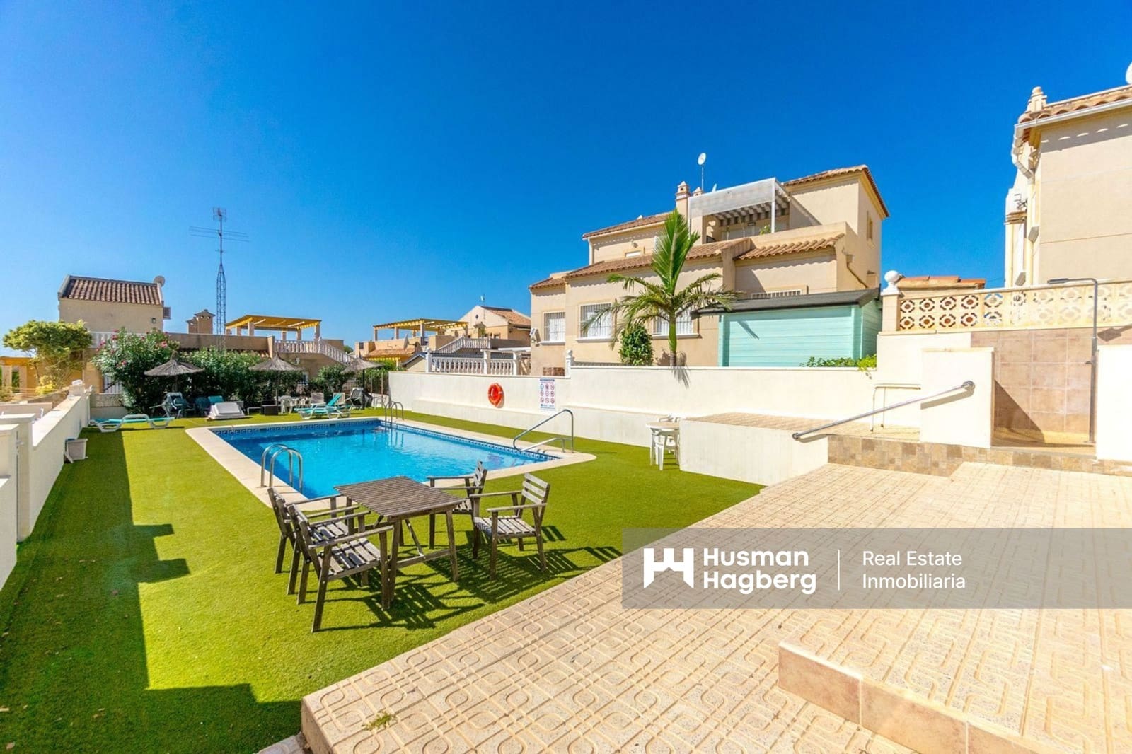 3 bedroom Villa for sale in Villamartin with pool - € 345,000 (Ref: 9438579)