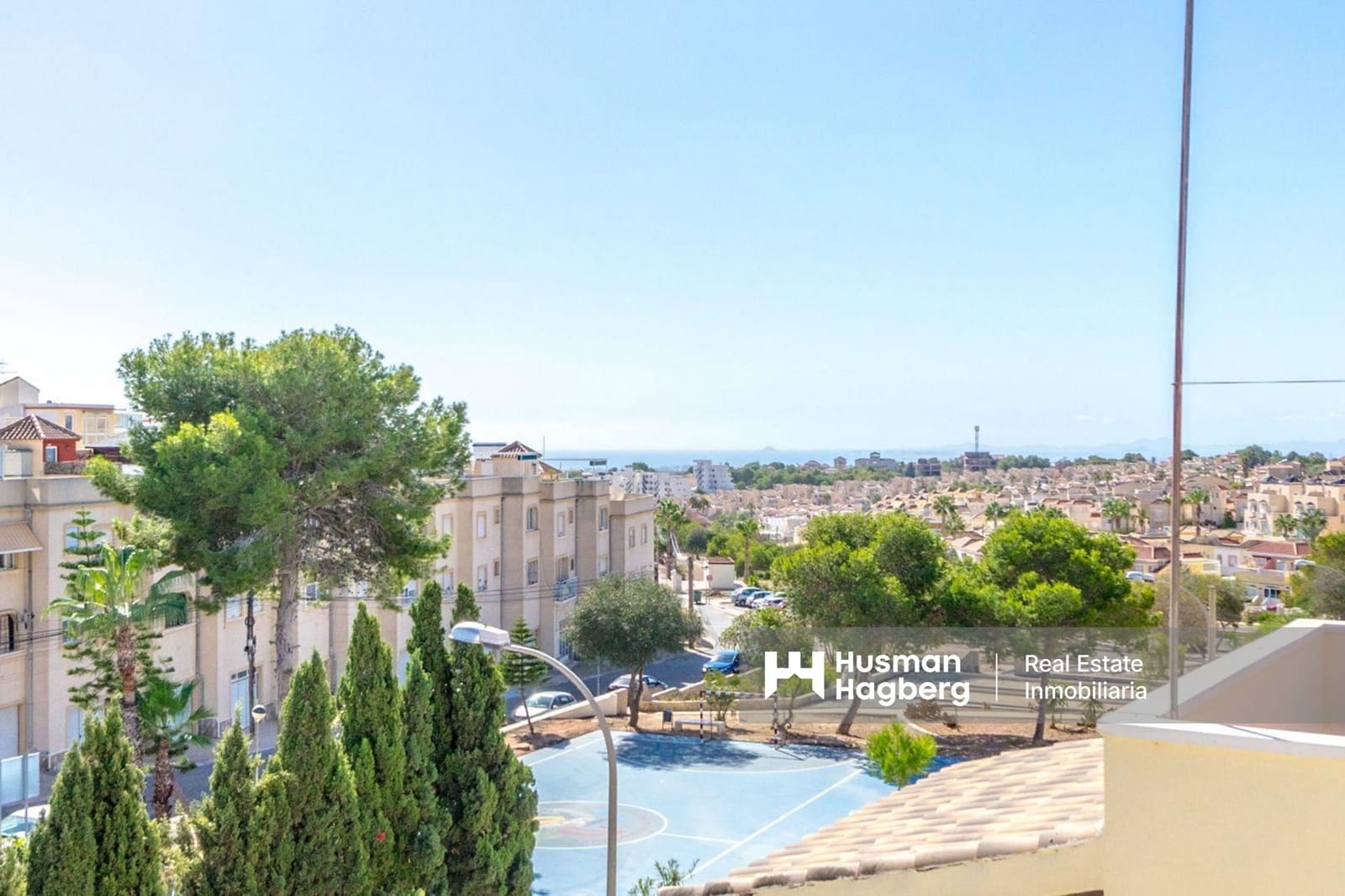 3 bedroom Villa for sale in Villamartin with pool - € 345,000 (Ref: 9438579)