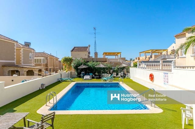 3 bedroom Villa for sale in Villamartin, Orihuela with pool - € 345,000 (Ref: 9438579)