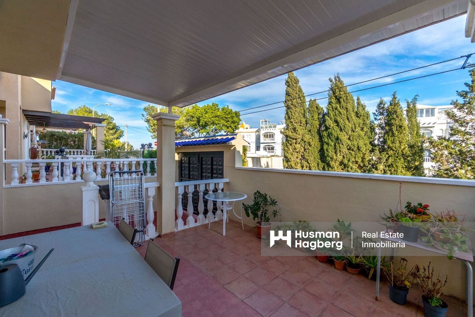 3 bedroom Villa for sale in Villamartin with pool - € 345,000 (Ref: 9438579)