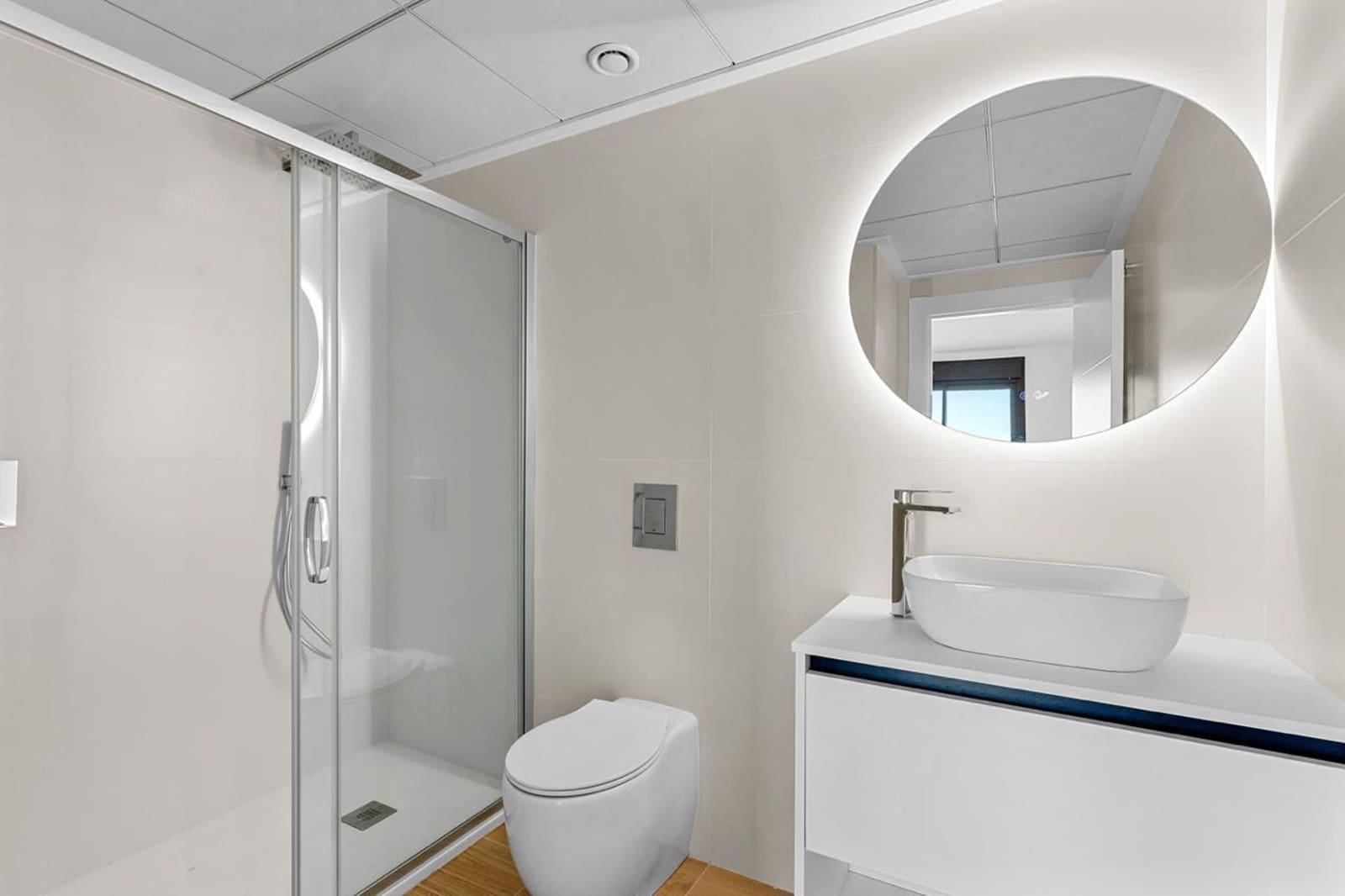 2 bedroom Apartment for sale in Villamartin with pool - € 339,000 (Ref: 9444884)