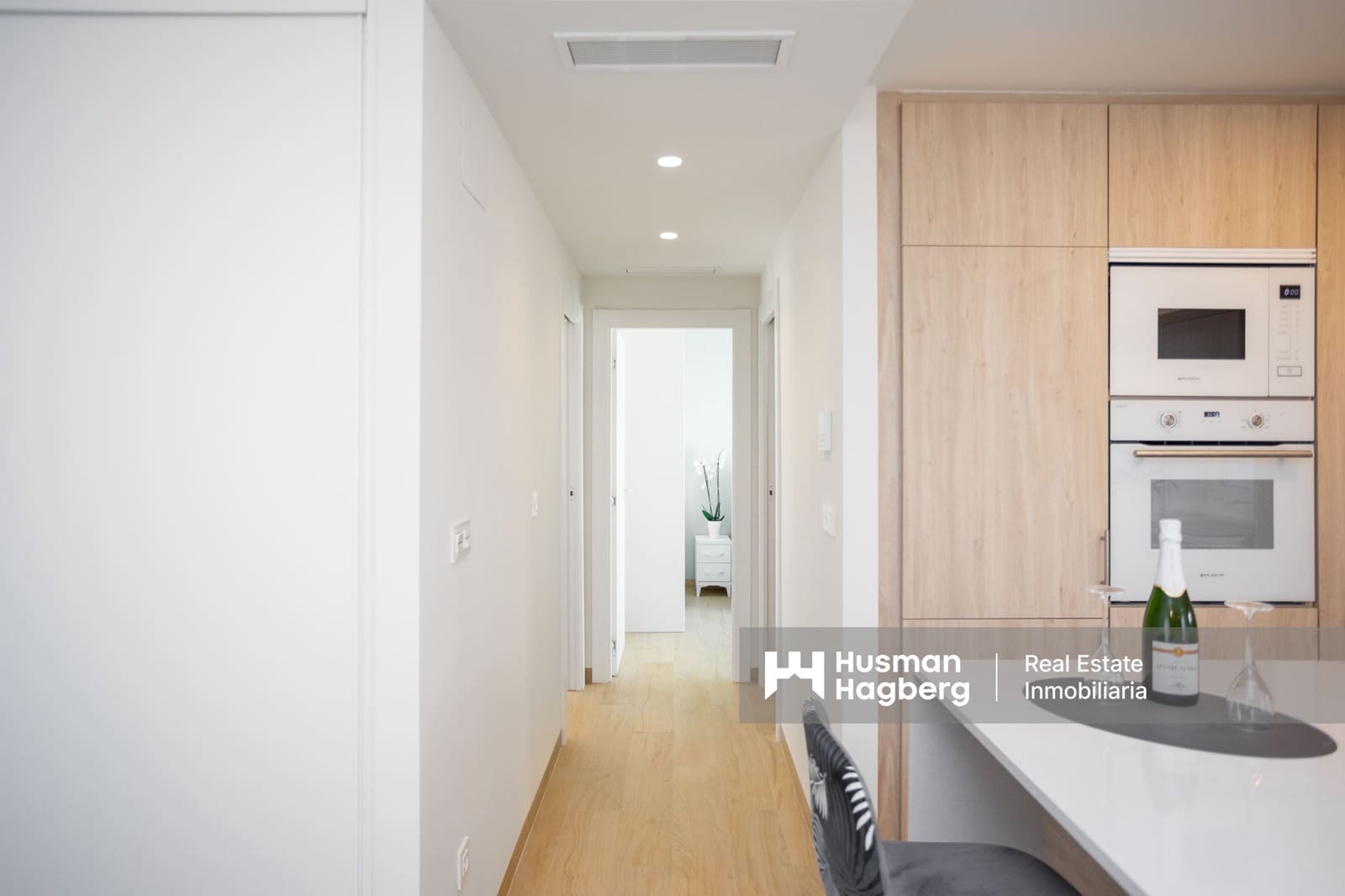 2 bedroom Apartment for sale in Villamartin with pool - € 329,000 (Ref: 9444886)