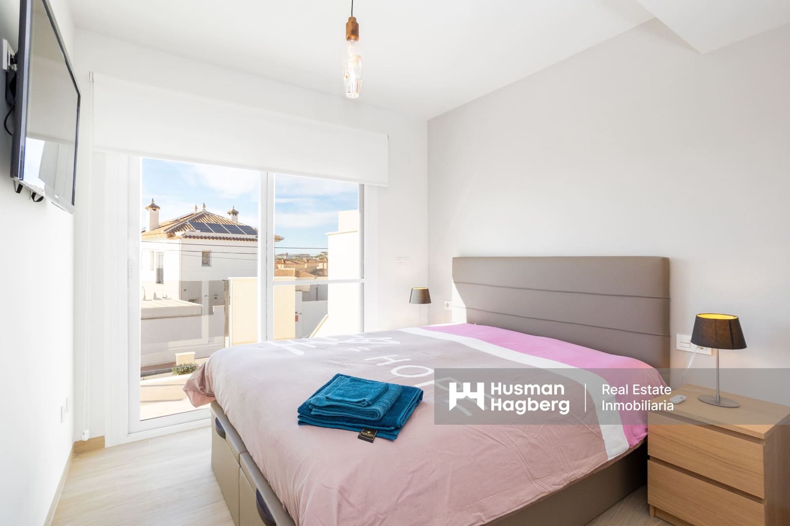 2 bedroom Apartment for sale in Villamartin with pool - € 329,000 (Ref: 9444886)