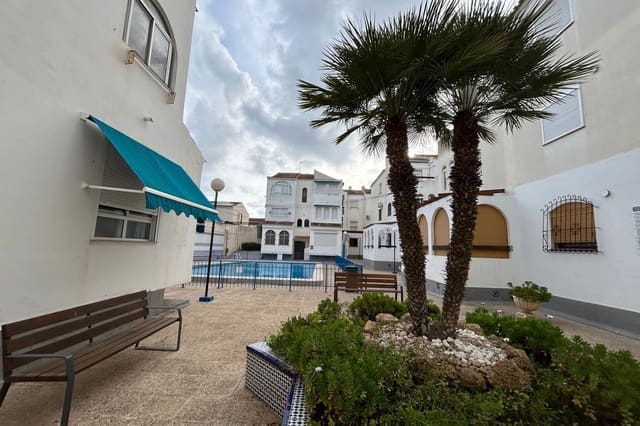 Apartamento para venda em Playa de los Náufragos, Torrevieja com piscina - 98 000 € (Ref: 9453523)