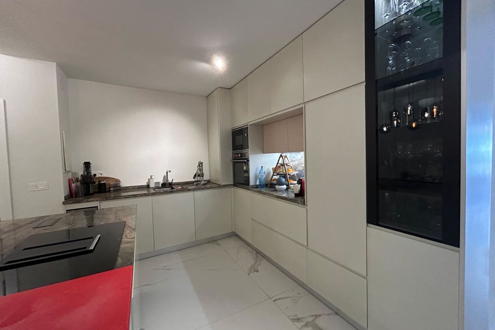 Apartamento de 3 habitaciones en Torrevieja en venta - 350.000 € (Ref: 9453628)