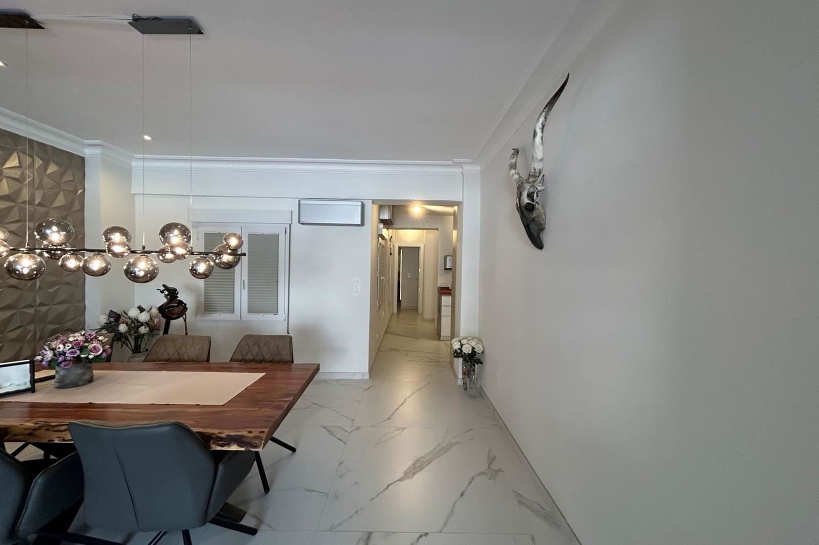 Apartamento de 3 habitaciones en Torrevieja en venta - 350.000 € (Ref: 9453628)