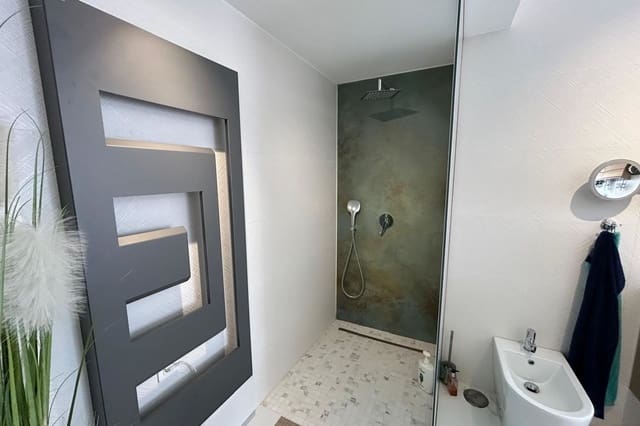 Apartamento de 3 habitaciones en El Molino, Torrevieja en venta - 350.000 € (Ref: 9453628)