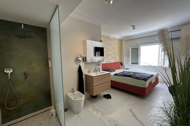 Apartamento de 3 habitaciones en El Molino, Torrevieja en venta - 350.000 € (Ref: 9453628)