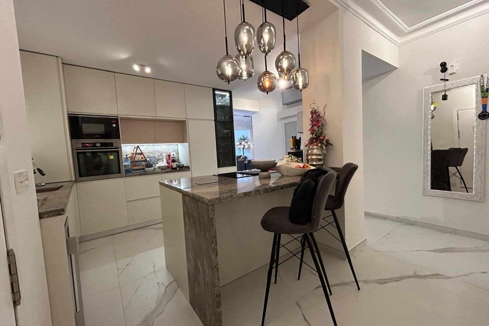 Apartamento de 3 habitaciones en Torrevieja en venta - 350.000 € (Ref: 9453628)