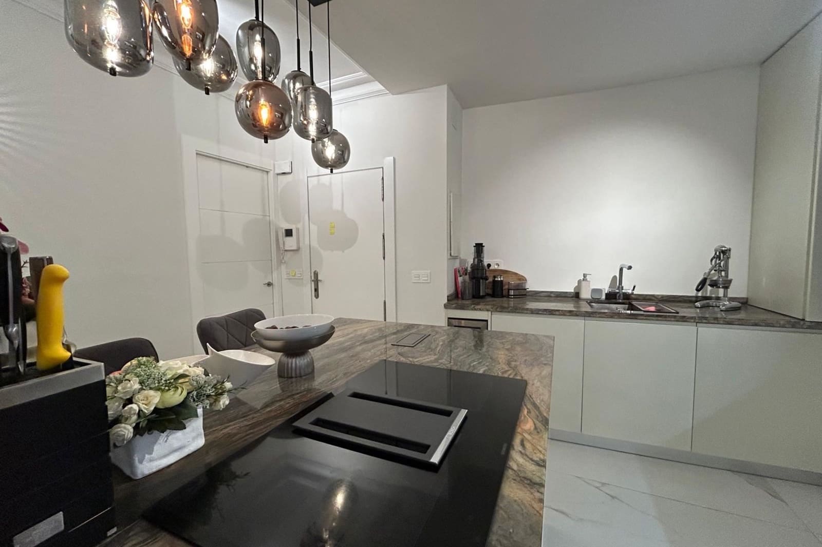 Apartamento de 3 habitaciones en Torrevieja en venta - 350.000 € (Ref: 9453628)