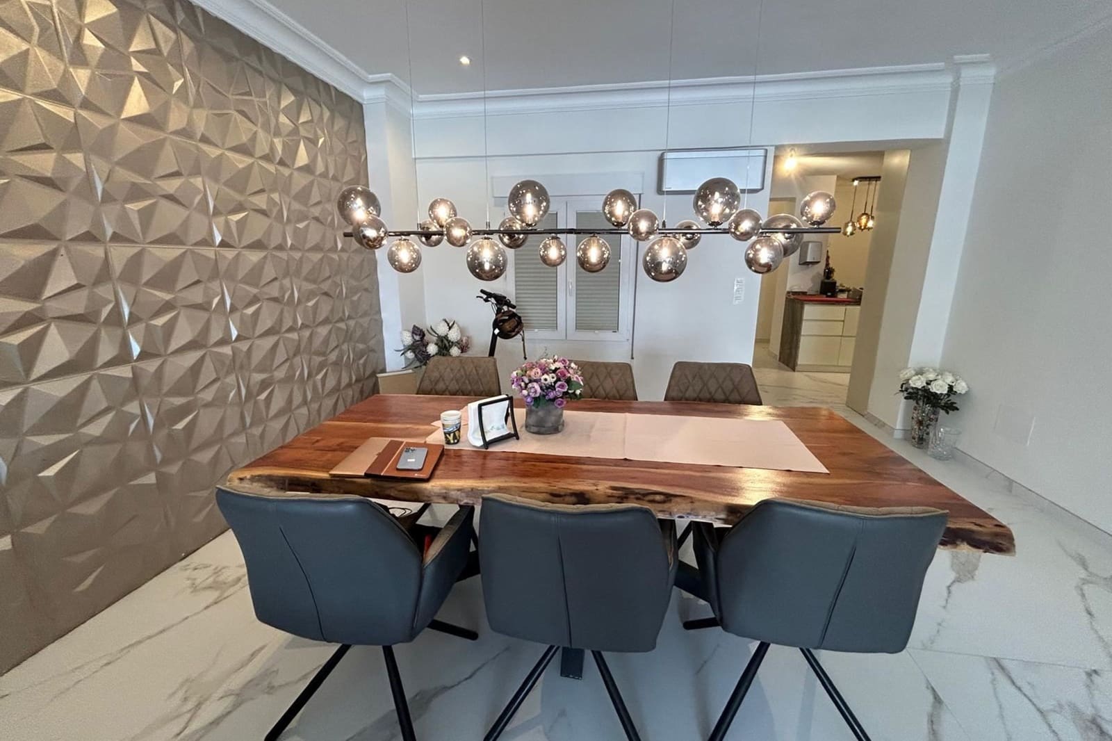 Apartamento de 3 habitaciones en Torrevieja en venta - 350.000 € (Ref: 9453628)