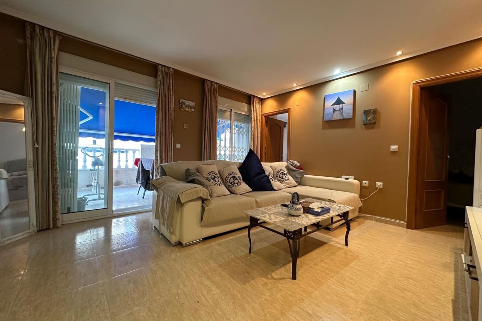 3 sovrum Lägenhet till salu i Torrevieja med pool - 239 900 € (Ref: 9454717)