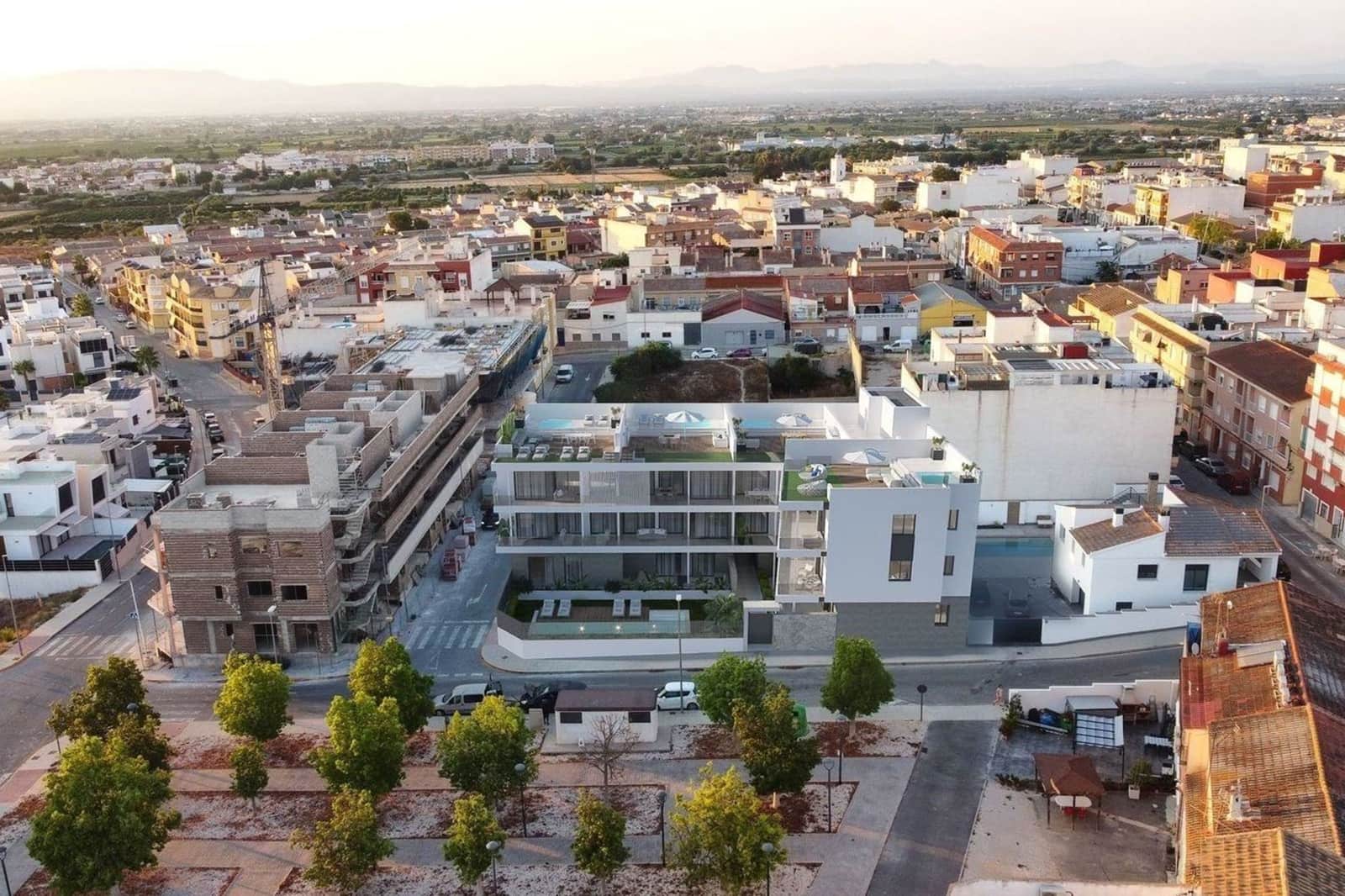 2 sovrum Lägenhet till salu i Benijofar med pool - 285 000 € (Ref: 9459465)