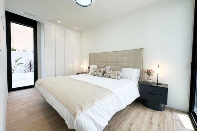 3 bedroom Villa for sale in Torre de la Horadada, Pilar de la Horadada with pool - € 628,000 (Ref: 9462911)