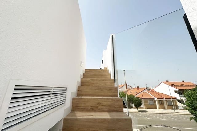 3 bedroom Villa for sale in Torre de la Horadada, Pilar de la Horadada with pool - € 628,000 (Ref: 9462911)