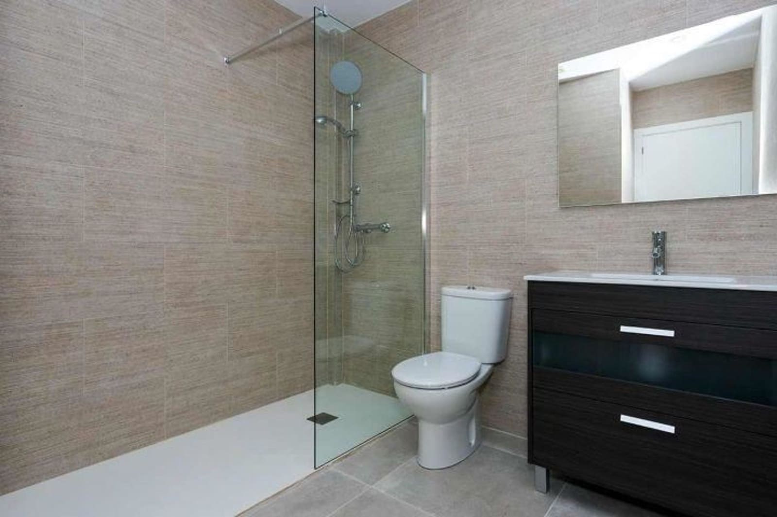 3 quarto Casa em Banda para venda em Daya Nueva com piscina - 365 000 € (Ref: 9465920)