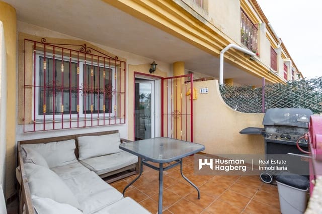 3 makuuhuone Omakotitalo myytävänä paikassa Playa Flamenca, Orihuela mukana uima-altaan - 193 000 € (Ref: 9467625)