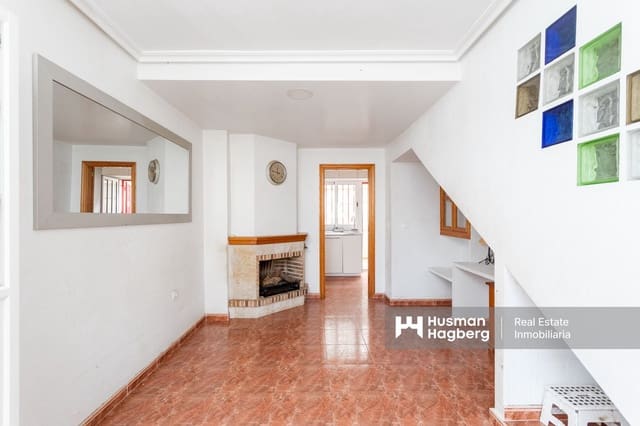 3 makuuhuone Omakotitalo myytävänä paikassa Playa Flamenca, Orihuela mukana uima-altaan - 193 000 € (Ref: 9467625)