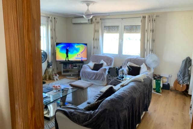 6 makuuhuone Huvila myytävänä paikassa Los Balcones - 599 999 € (Ref: 9480637)