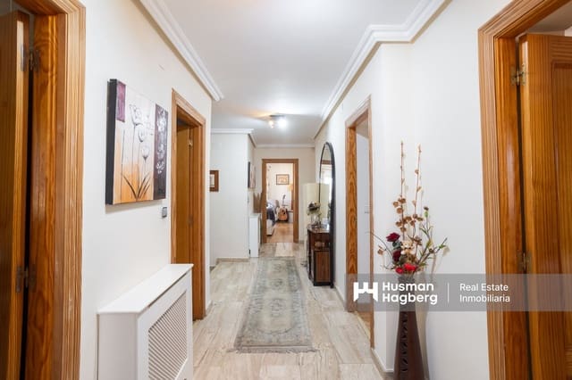 6 makuuhuone Huvila myytävänä paikassa Los Balcones mukana uima-altaan - 599 999 € (Ref: 9480637)