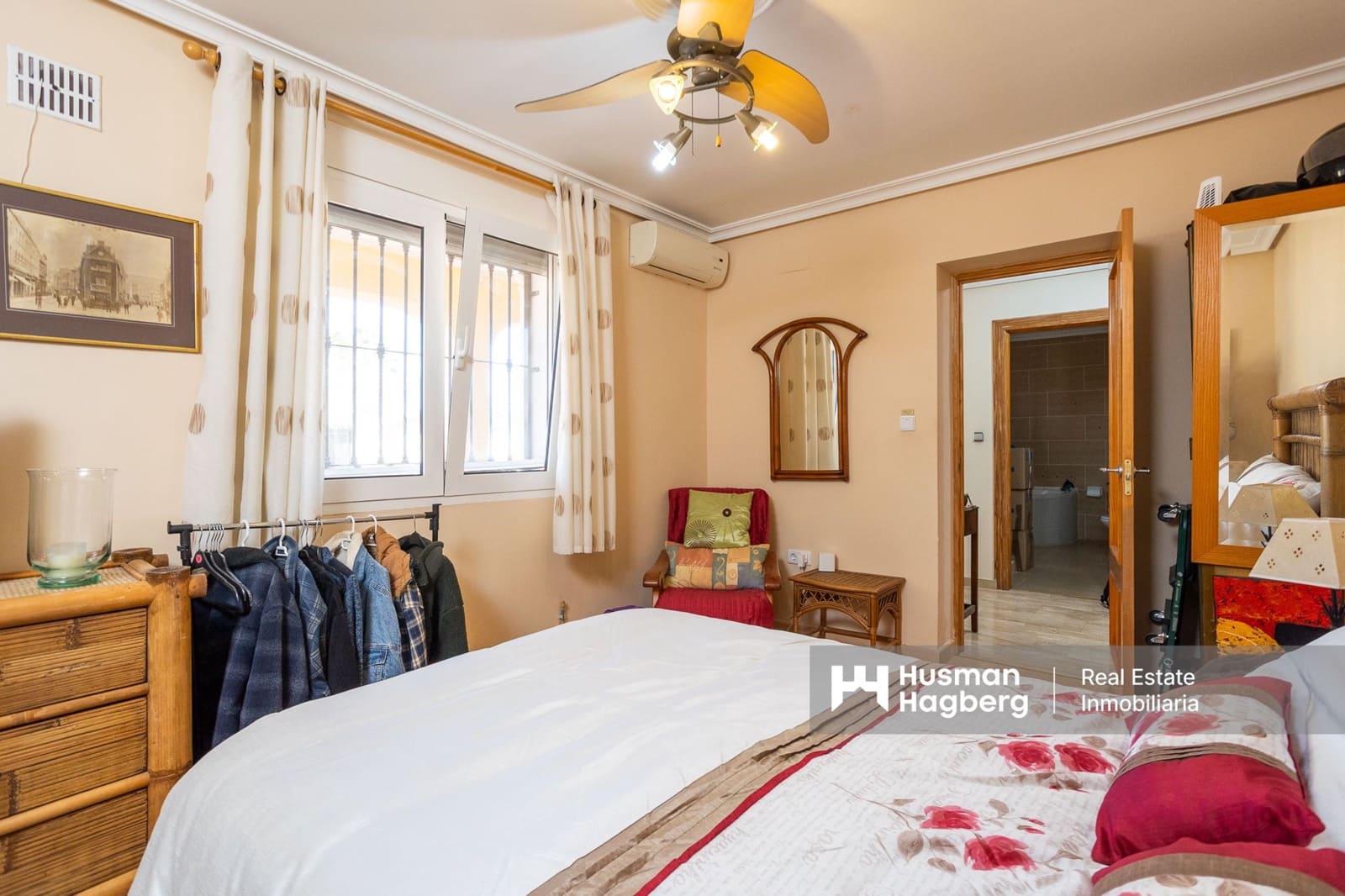 6 makuuhuone Huvila myytävänä paikassa Los Balcones mukana uima-altaan - 599 999 € (Ref: 9480637)