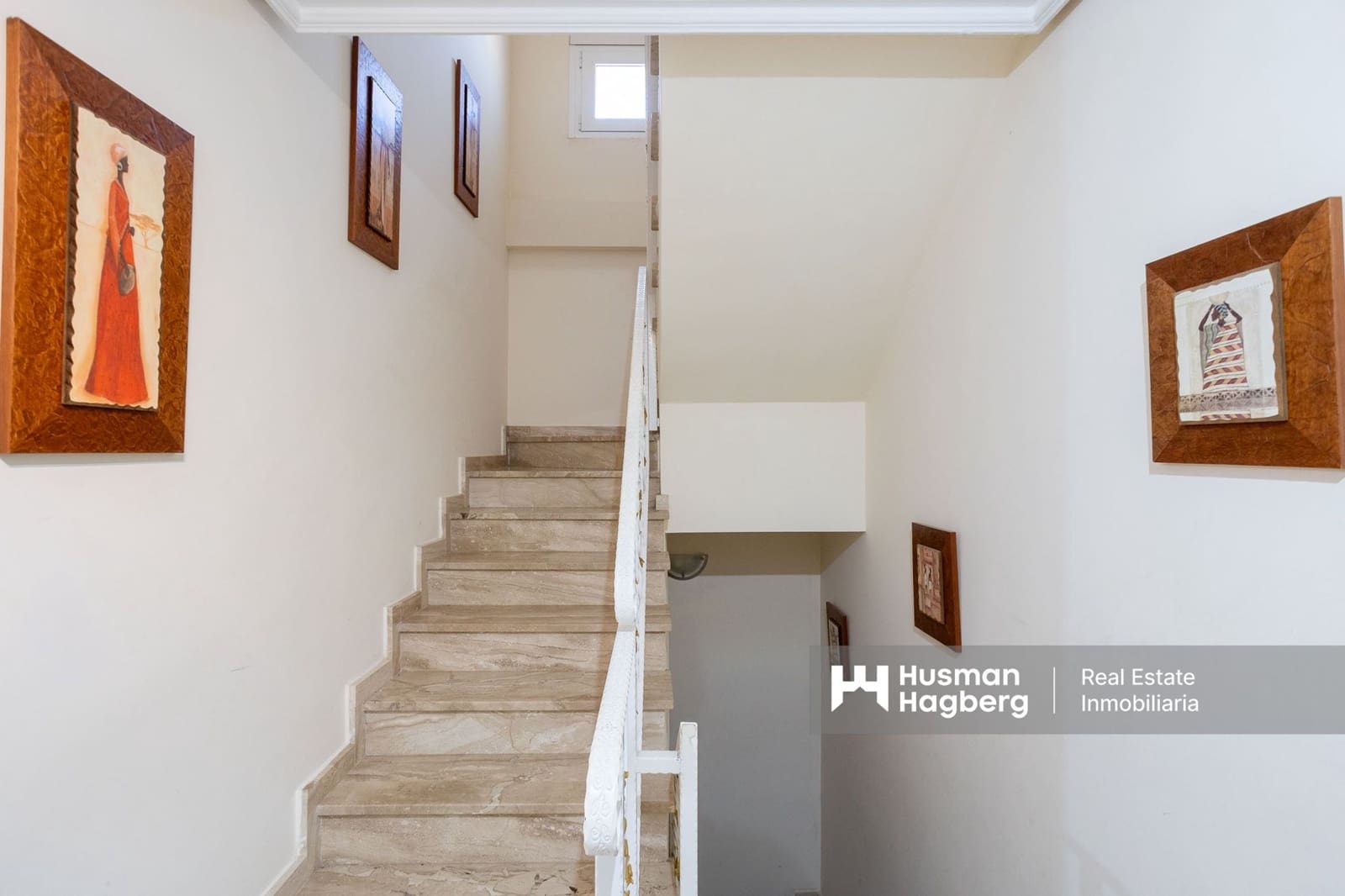 6 makuuhuone Huvila myytävänä paikassa Los Balcones mukana uima-altaan - 599 999 € (Ref: 9480637)