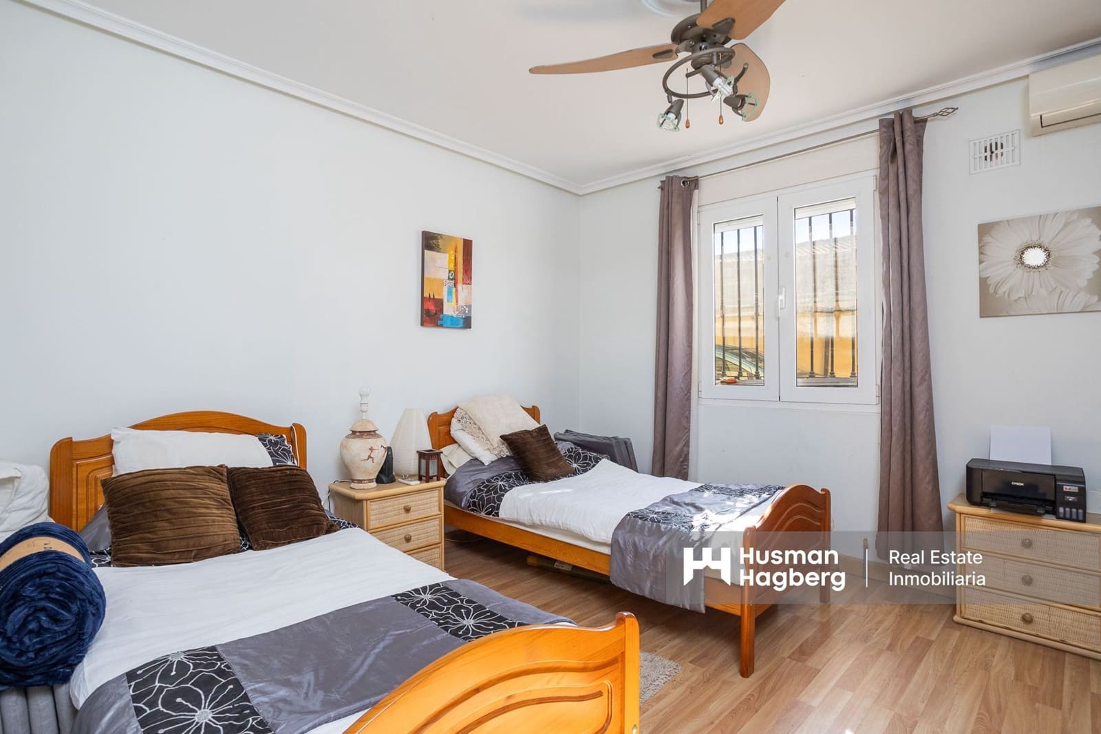 6 makuuhuone Huvila myytävänä paikassa Los Balcones mukana uima-altaan - 599 999 € (Ref: 9480637)