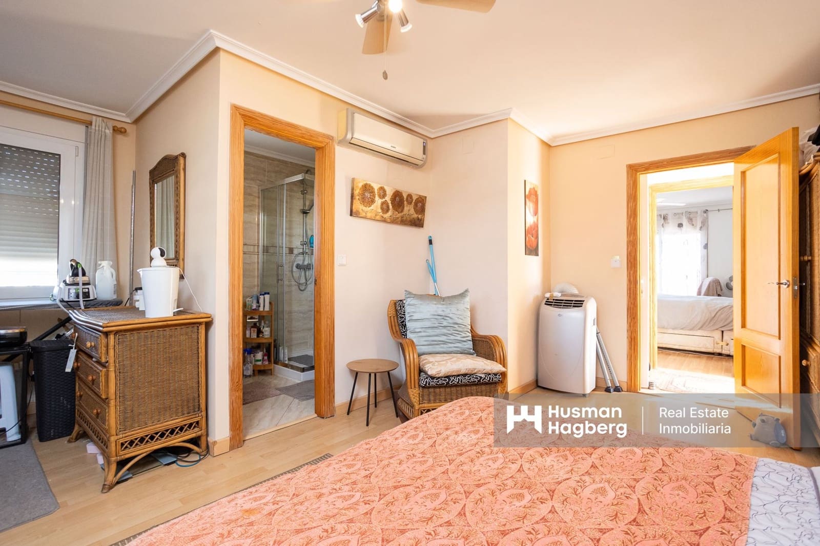 6 makuuhuone Huvila myytävänä paikassa Los Balcones mukana uima-altaan - 599 999 € (Ref: 9480637)