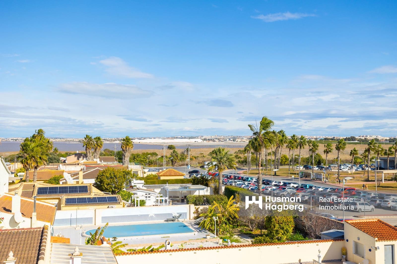 6 makuuhuone Huvila myytävänä paikassa Los Balcones mukana uima-altaan - 599 999 € (Ref: 9480637)