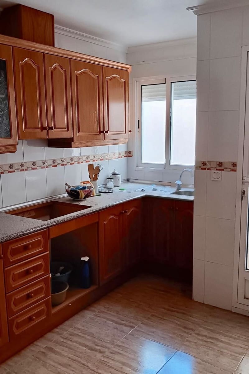 3 bedroom Apartment for sale in Pilar de la Horadada - € 160,000 (Ref: 9487139)