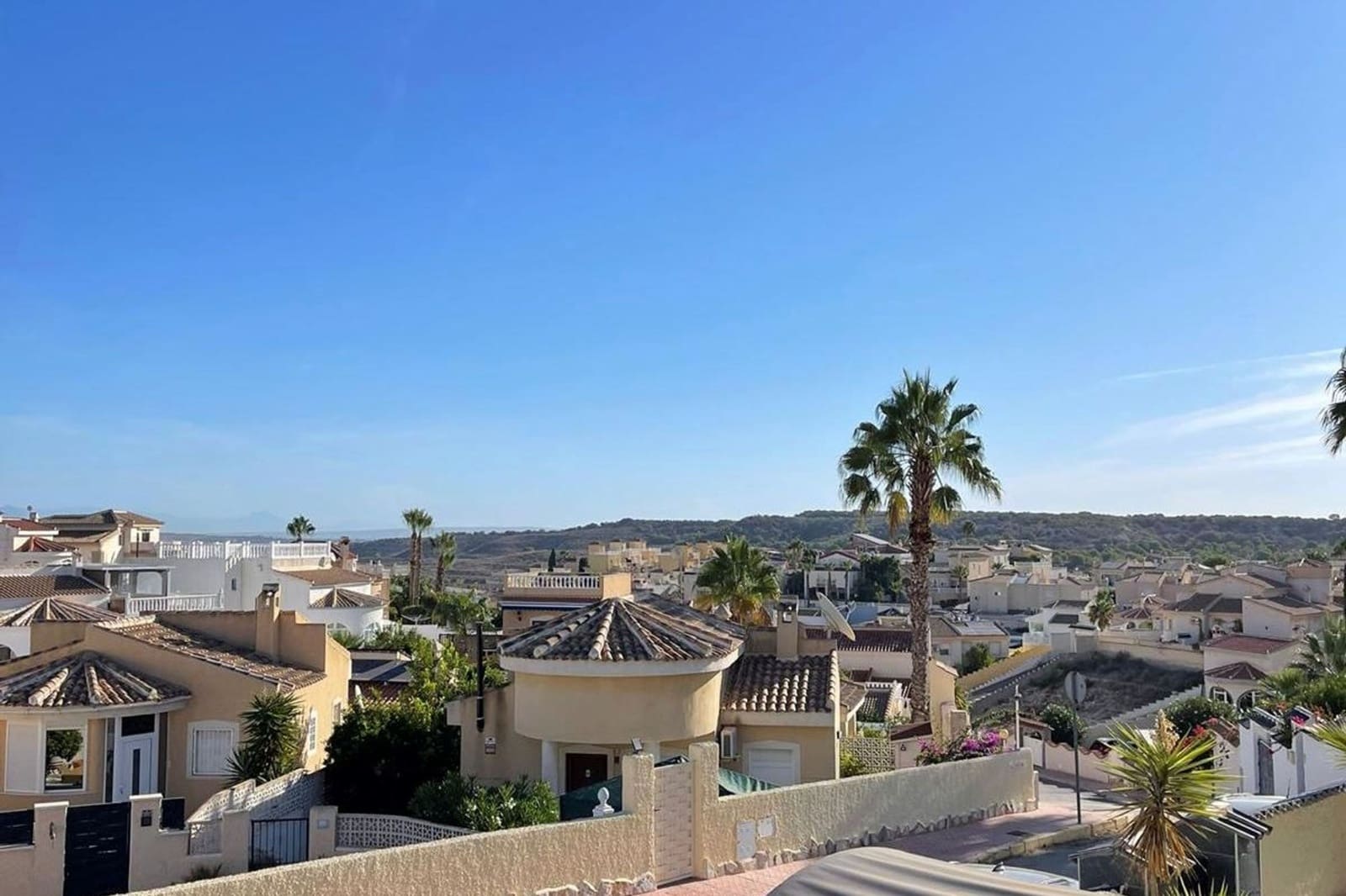 3 bedroom Villa for sale in Ciudad Quesada with pool - € 205,000 (Ref: 9490075)