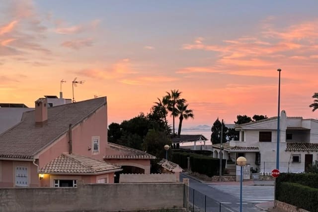 3 sovrum Lägenhet till salu i Punta Prima, Torrevieja med pool - 695 000 € (Ref: 9490076)