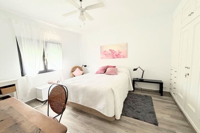 3 sovrum Lägenhet till salu i Punta Prima, Torrevieja med pool - 695 000 € (Ref: 9490076)